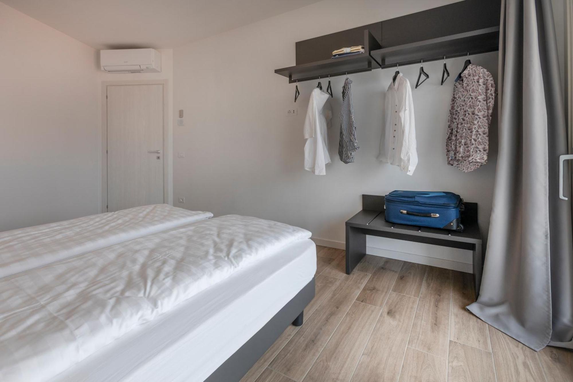 Residence Solei Classic & Plus 브렌조네 술 가르다 외부 사진