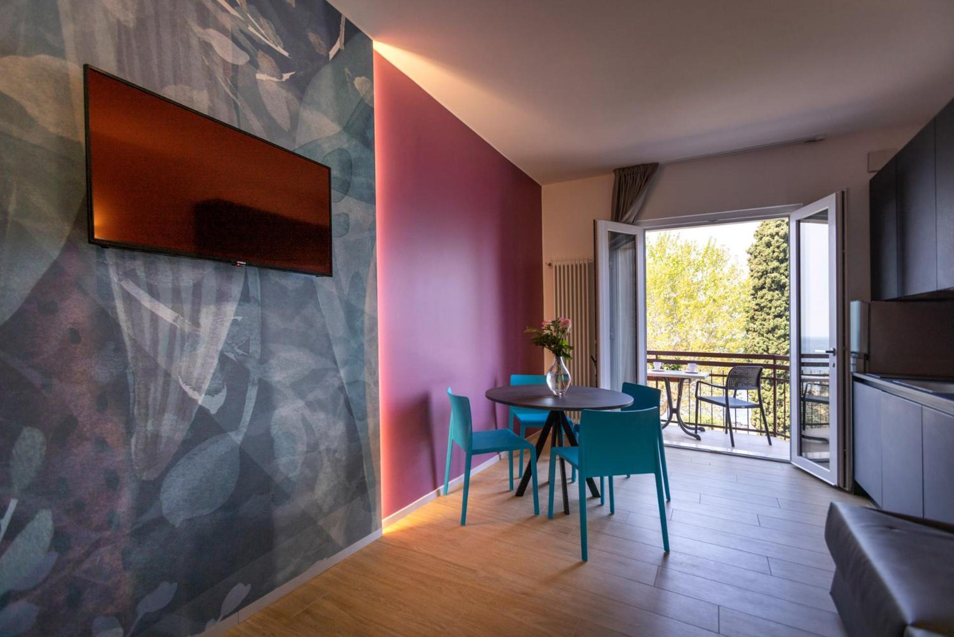 Residence Solei Classic & Plus 브렌조네 술 가르다 외부 사진