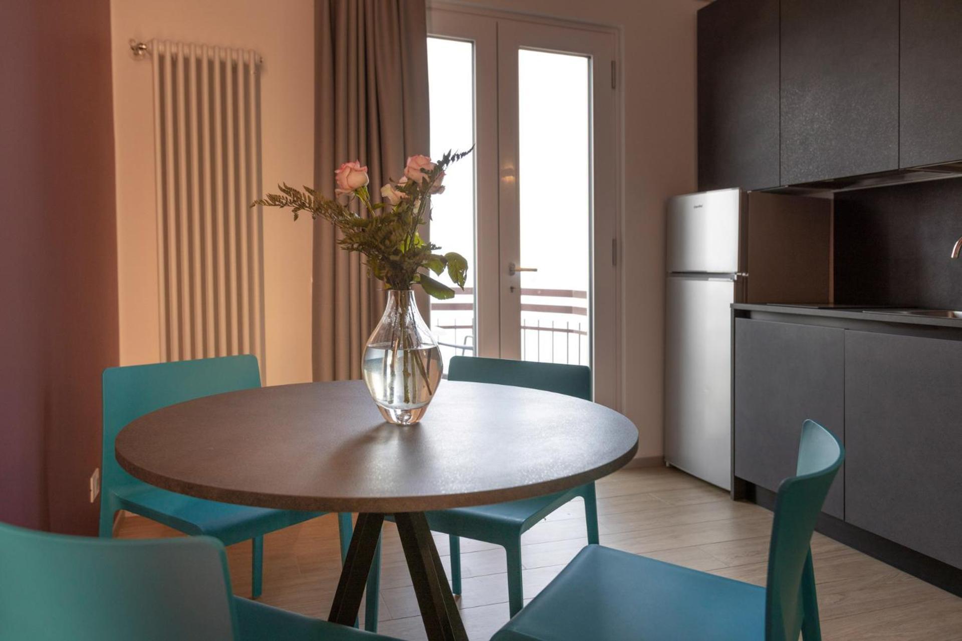 Residence Solei Classic & Plus 브렌조네 술 가르다 외부 사진